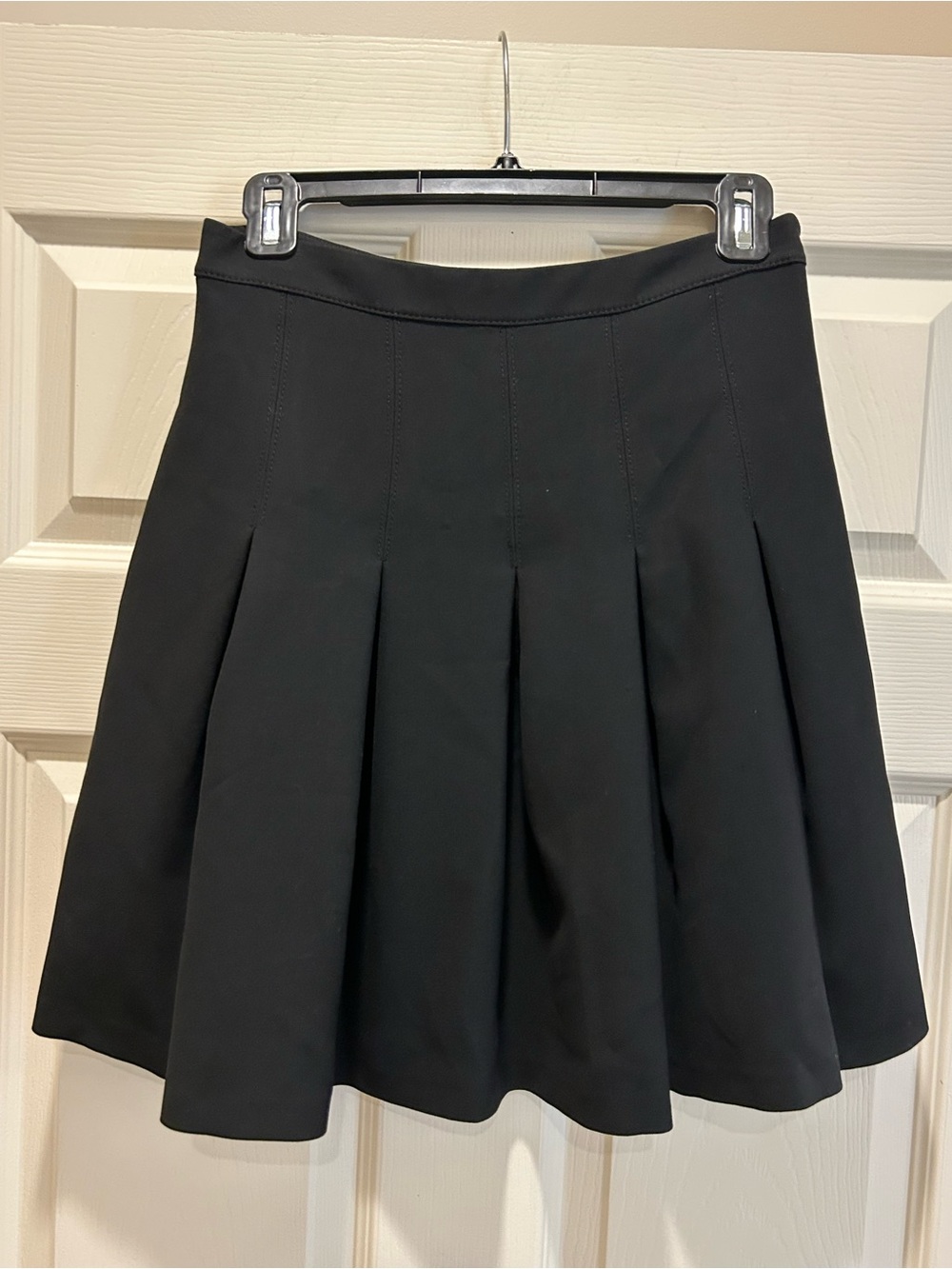 Diane Von Furstenberg Black A-Line Pleated Skirt